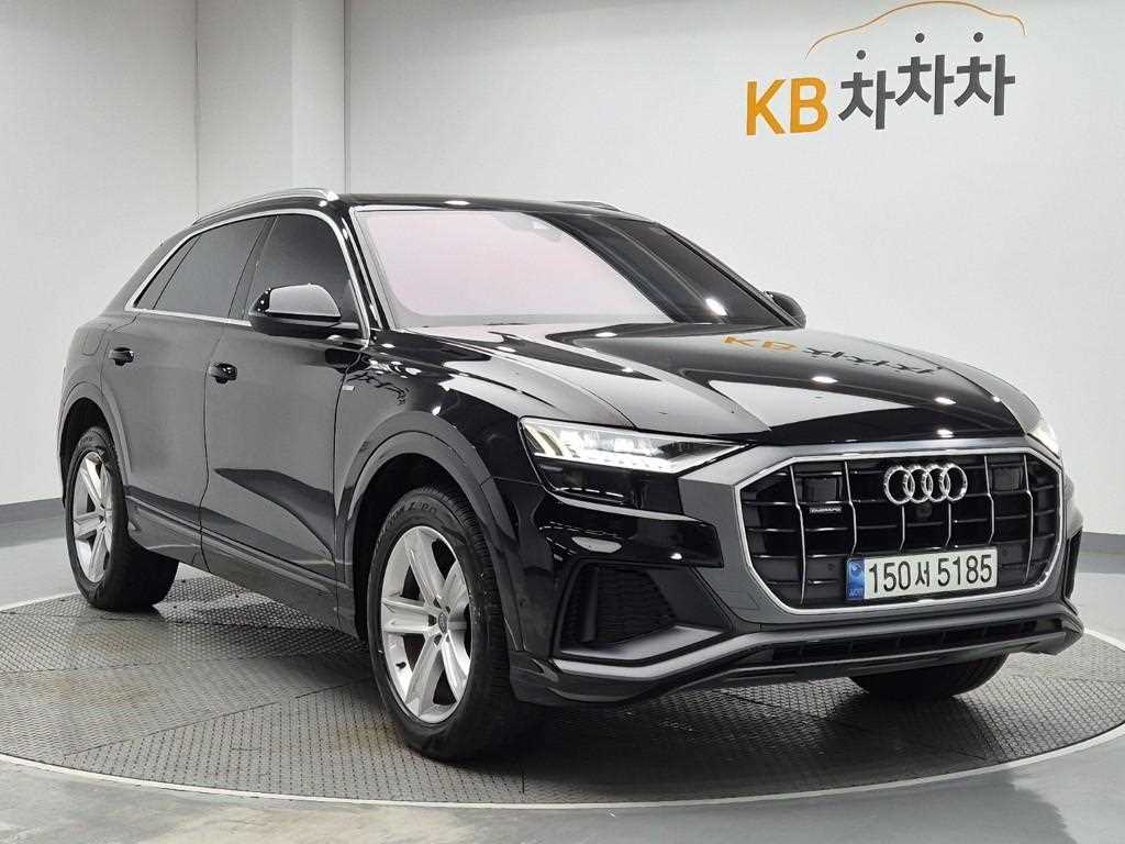 Audi Q8 - Vista 6