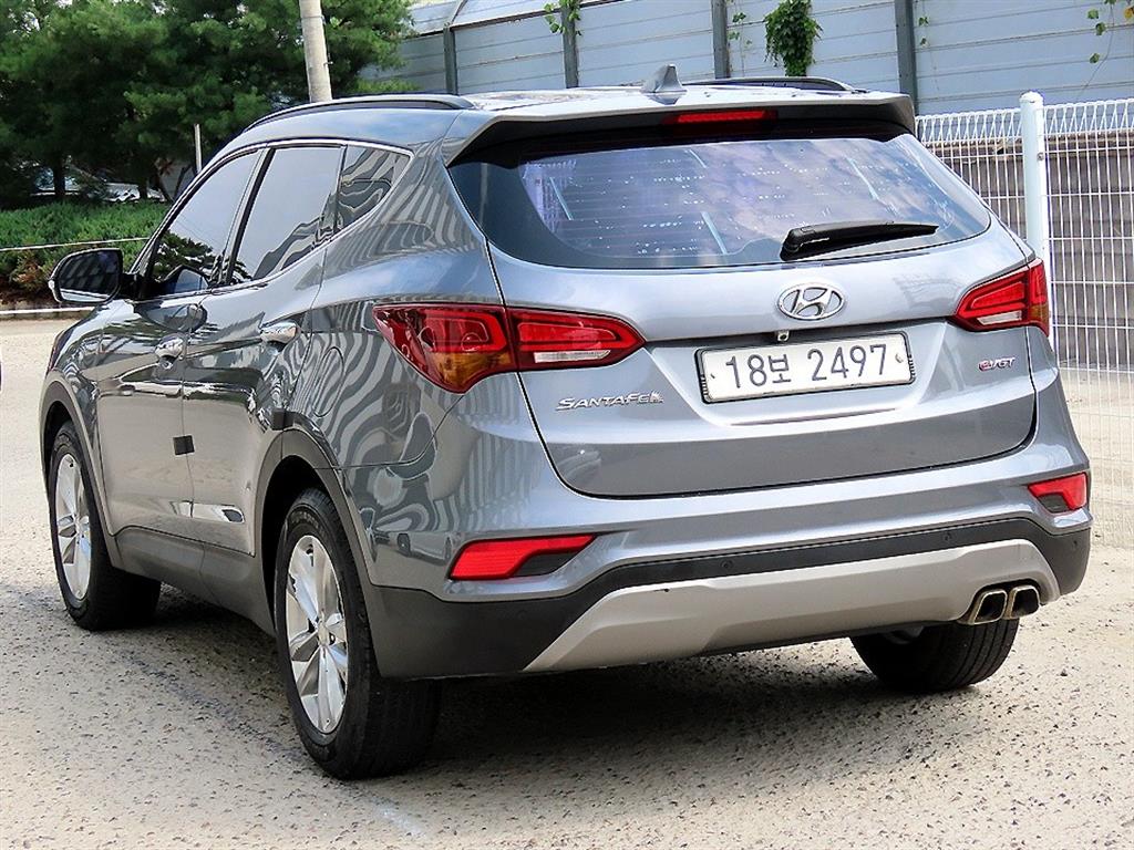 HYUNDAI Santa Fe - Vista 3