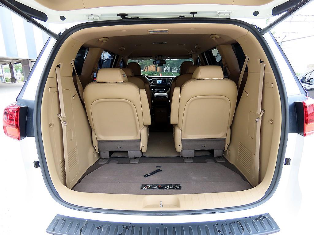 KIA Carnival 2018 Blanco - Importación desde Corea - HF Imports Iquique - Foto 19