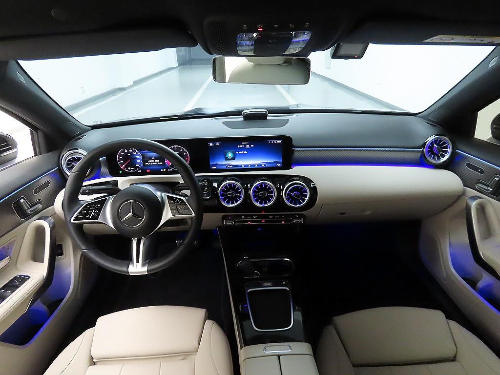 Mercedes Benz A Class - Vista 10