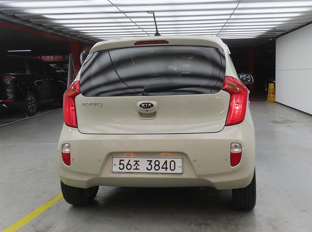KIA Morning - Vista 3