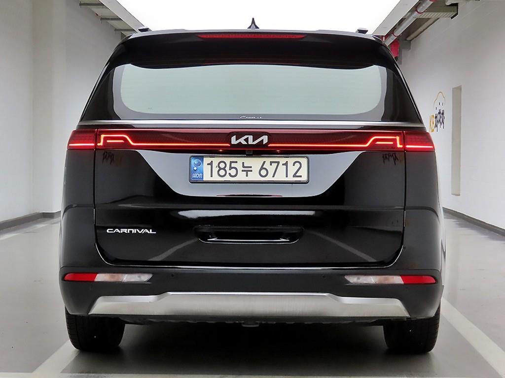 KIA Carnival - Vista 3