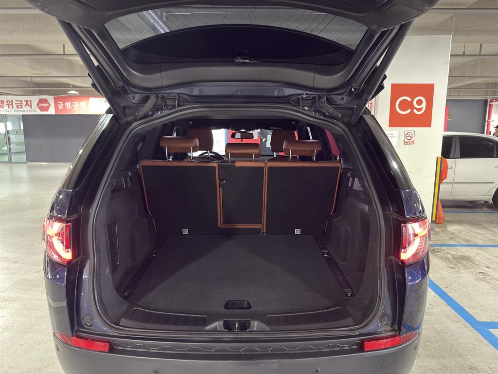 Land Rover Discovery Sports - Vista 9