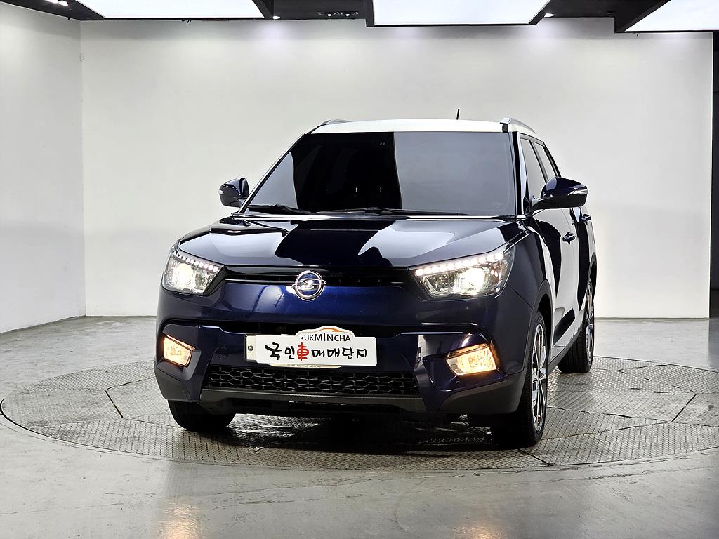 Ssangyong Tivoli 2017 Azul - Importación desde Corea - HF Imports Iquique - Foto 1