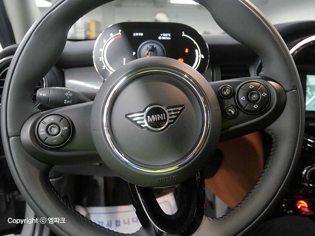 Mini Cooper - Vista 10