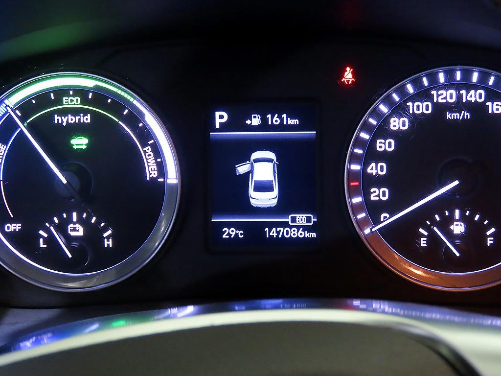 HYUNDAI Sonata - Vista 11