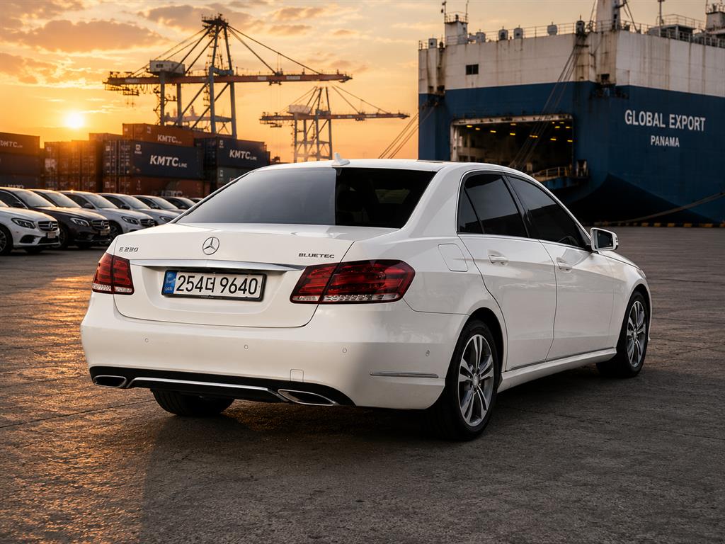 Mercedes Benz E class - Vista 6