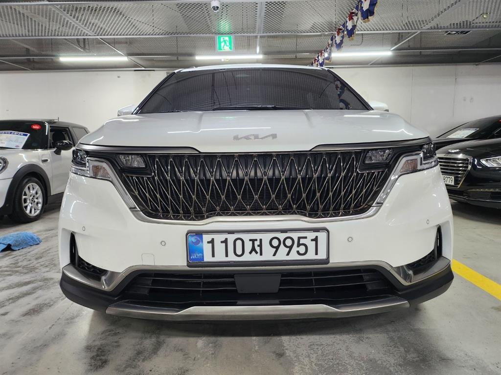 KIA Carnival 2023 Blanco - Importación desde Corea - HF Imports Iquique - Foto 1
