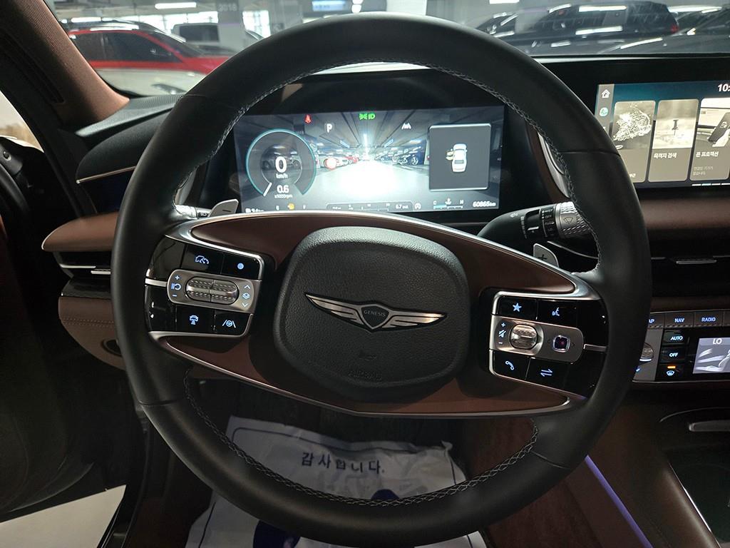Genesis G90 - Vista 9