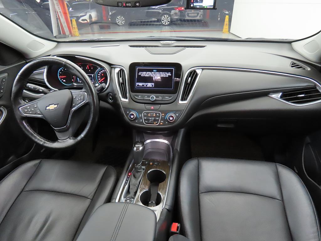 Chevrolet Malibu - Vista 7