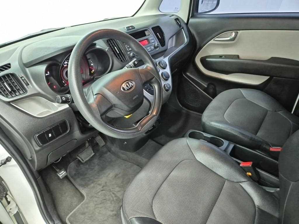 KIA Ray - Vista 9