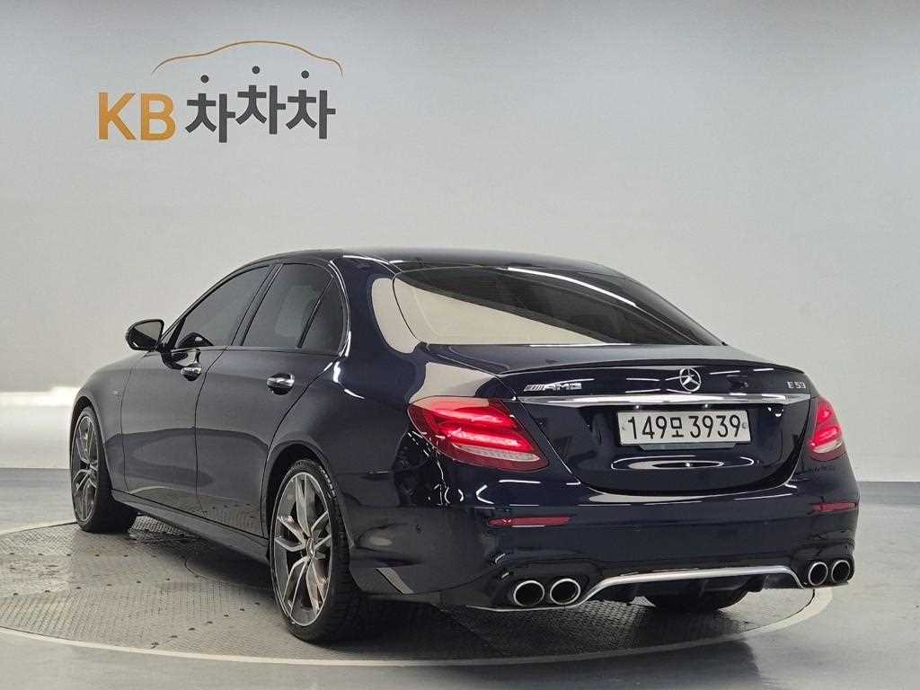 Mercedes Benz E class - Vista 2