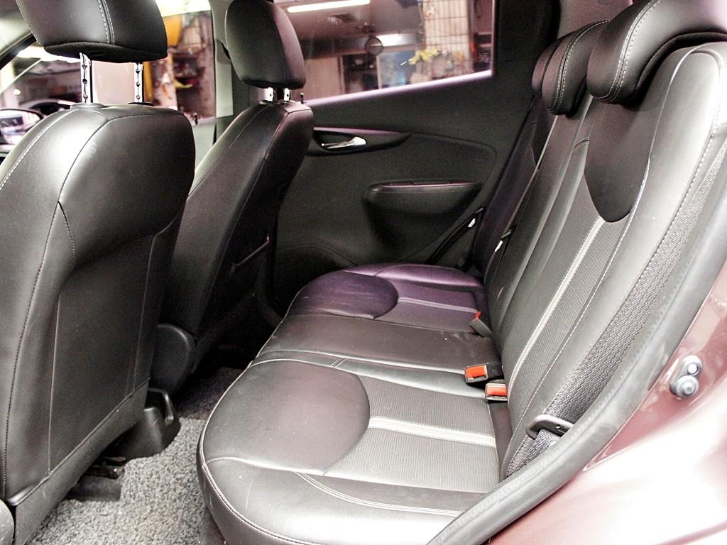 Chevrolet Spark - Vista 8
