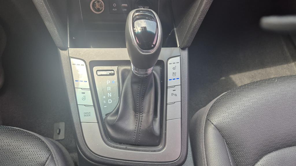 HYUNDAI Avante - Vista 8
