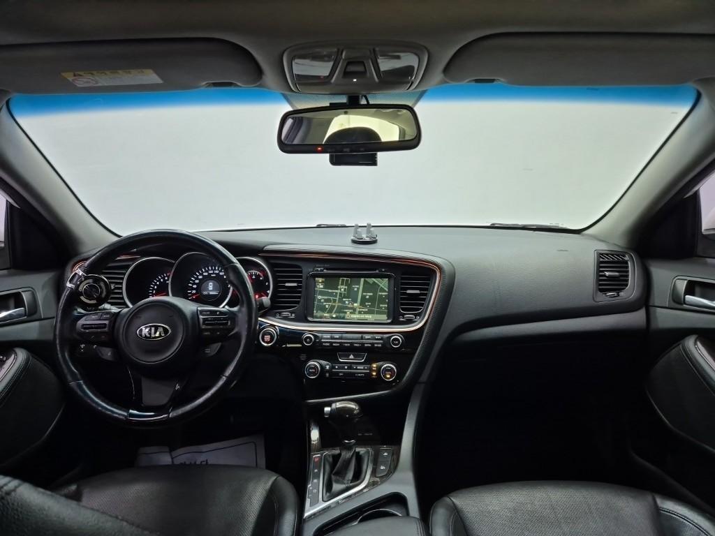 KIA K5 - Vista 9
