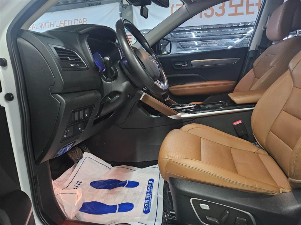 SAMSUNG QM6 2021 Blanco - Importación desde Corea - HF Imports Iquique - Foto 15