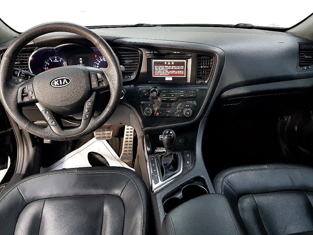 KIA K5 - Vista 7