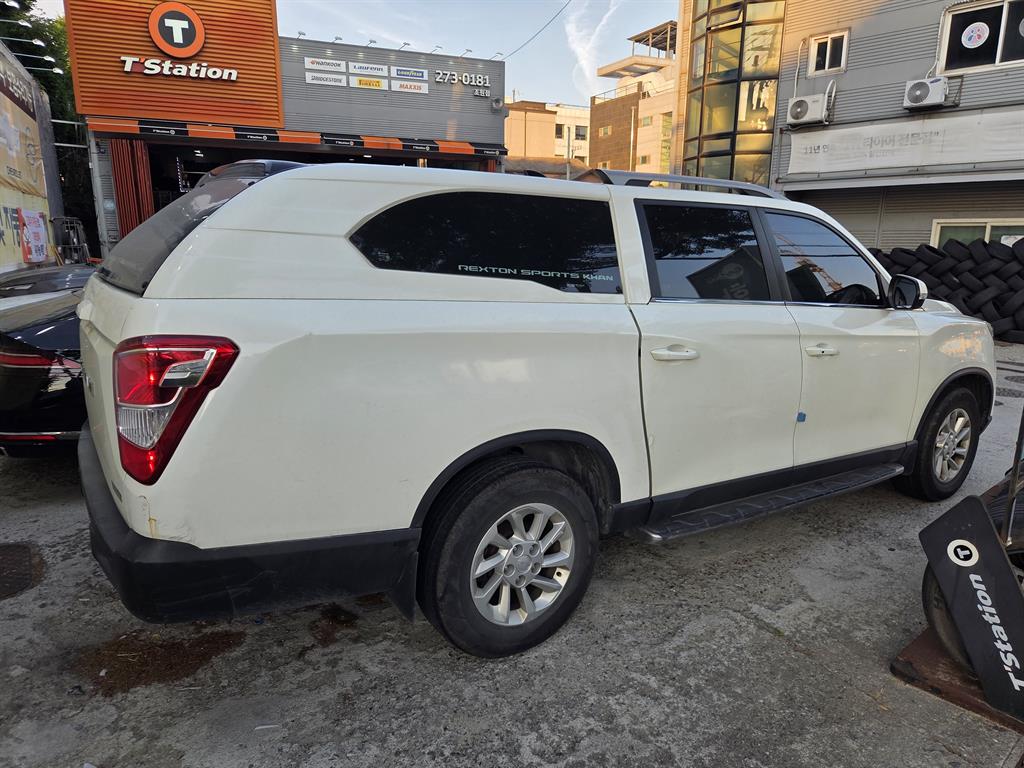 Ssangyong Rexton - Vista 3