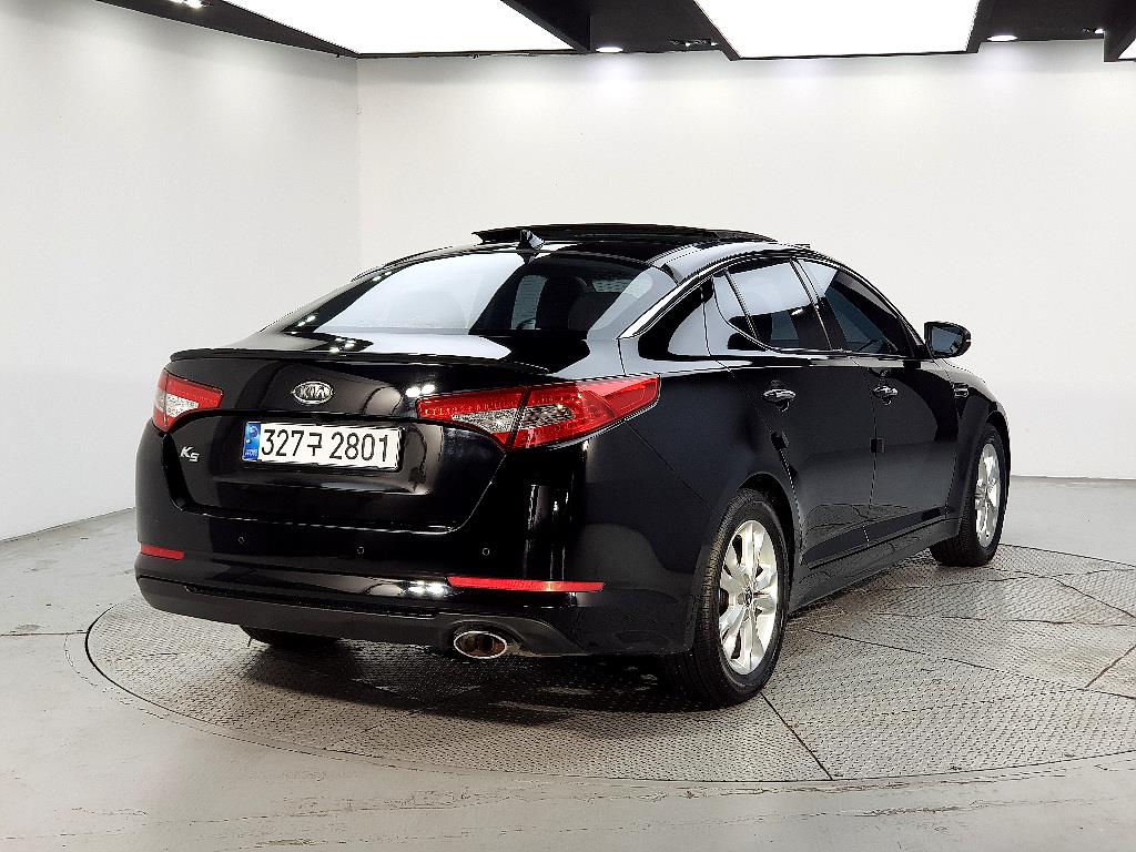 KIA K5 - Vista 6