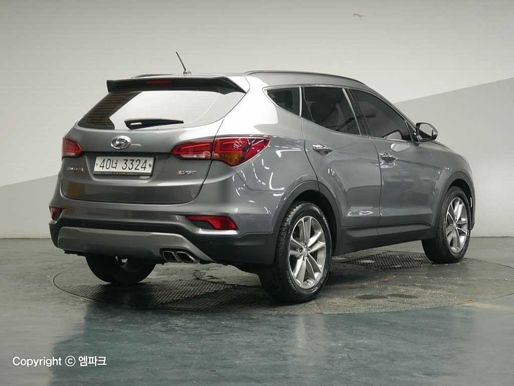 HYUNDAI Santa Fe - Vista 3