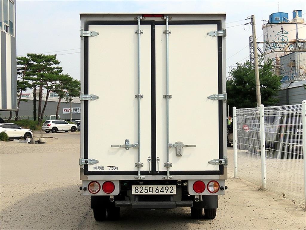 Small Truck Cargo (small) - Vista 6