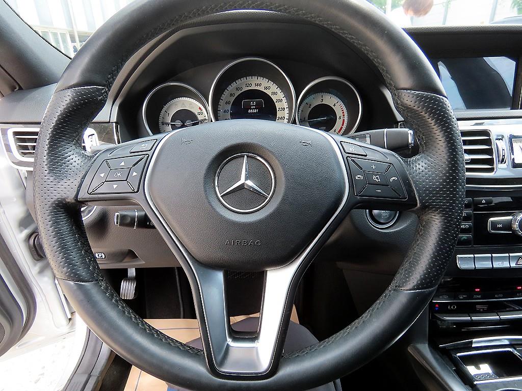 Mercedes Benz E class - Vista 10