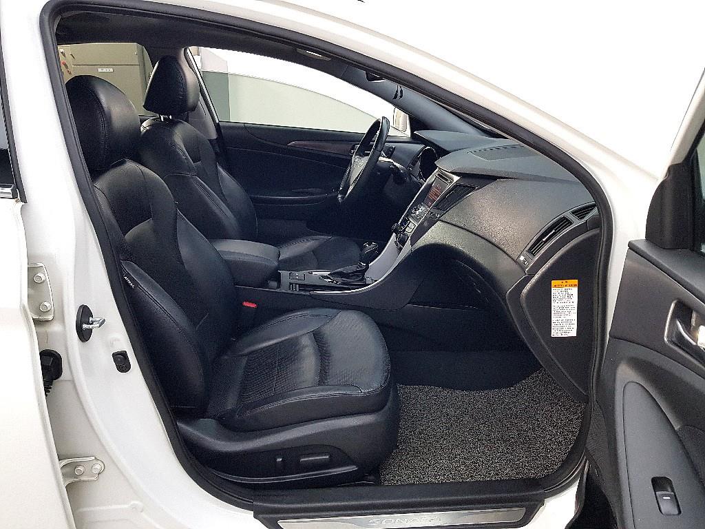 HYUNDAI Sonata 2012 Blanco - Importación desde Corea - HF Imports Iquique - Foto 15