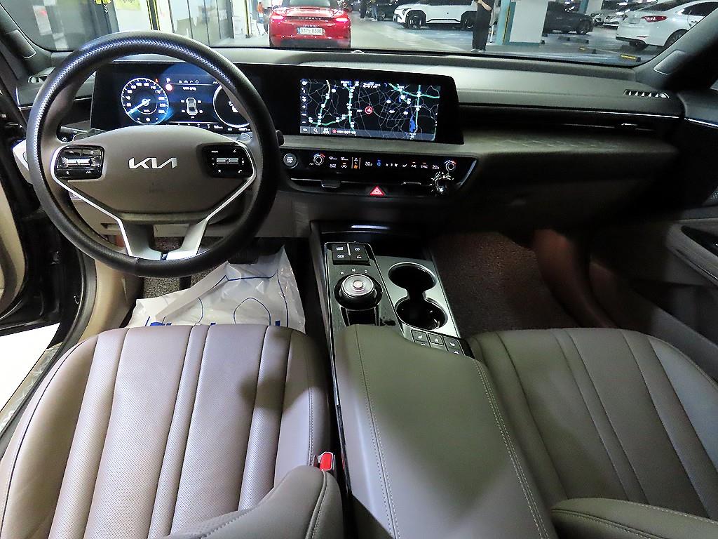 KIA K8 - Vista 12