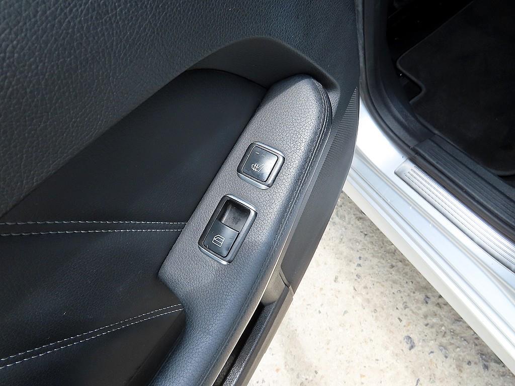 Mercedes Benz E class 2013 Plateado - Importación desde Corea - HF Imports Iquique - Foto 18
