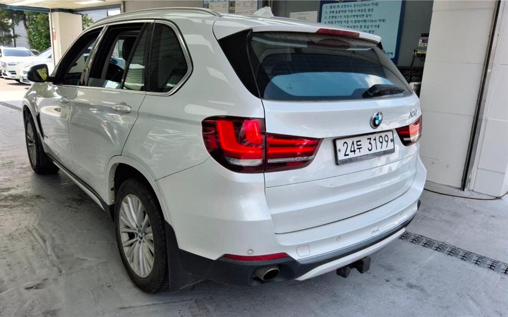 BMW X5 - Vista 6