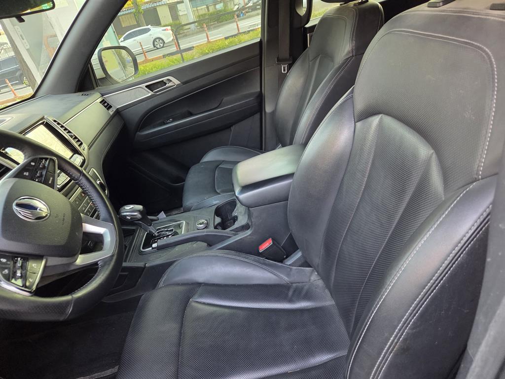 Ssangyong Rexton - Vista 10