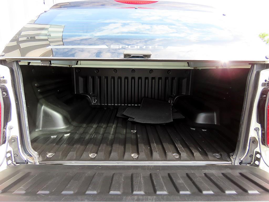 Ssangyong Rexton 2020 Blanco - Importación desde Corea - HF Imports Iquique - Foto 19