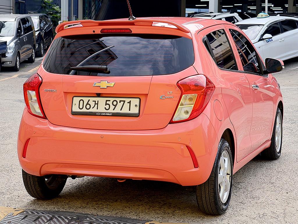 Chevrolet Spark - Vista 6