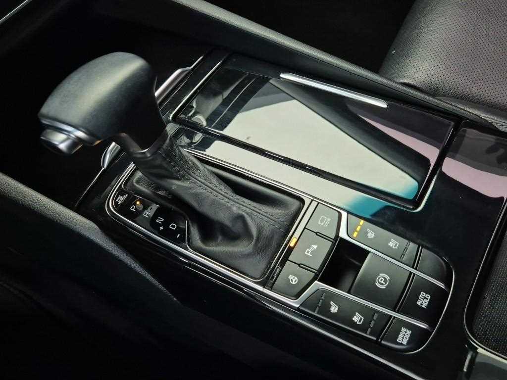 KIA K7 - Vista 10