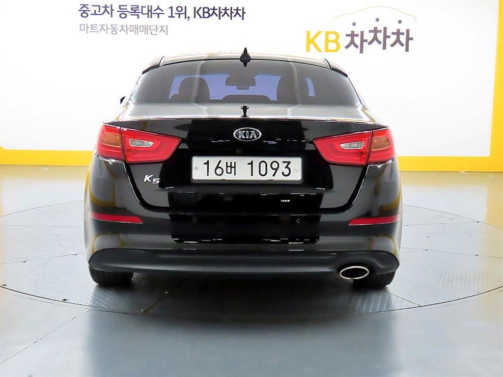 KIA K5 - Vista 3