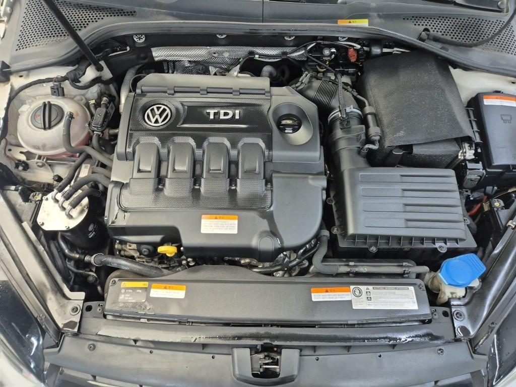 Volkswagen Golf - Vista 7