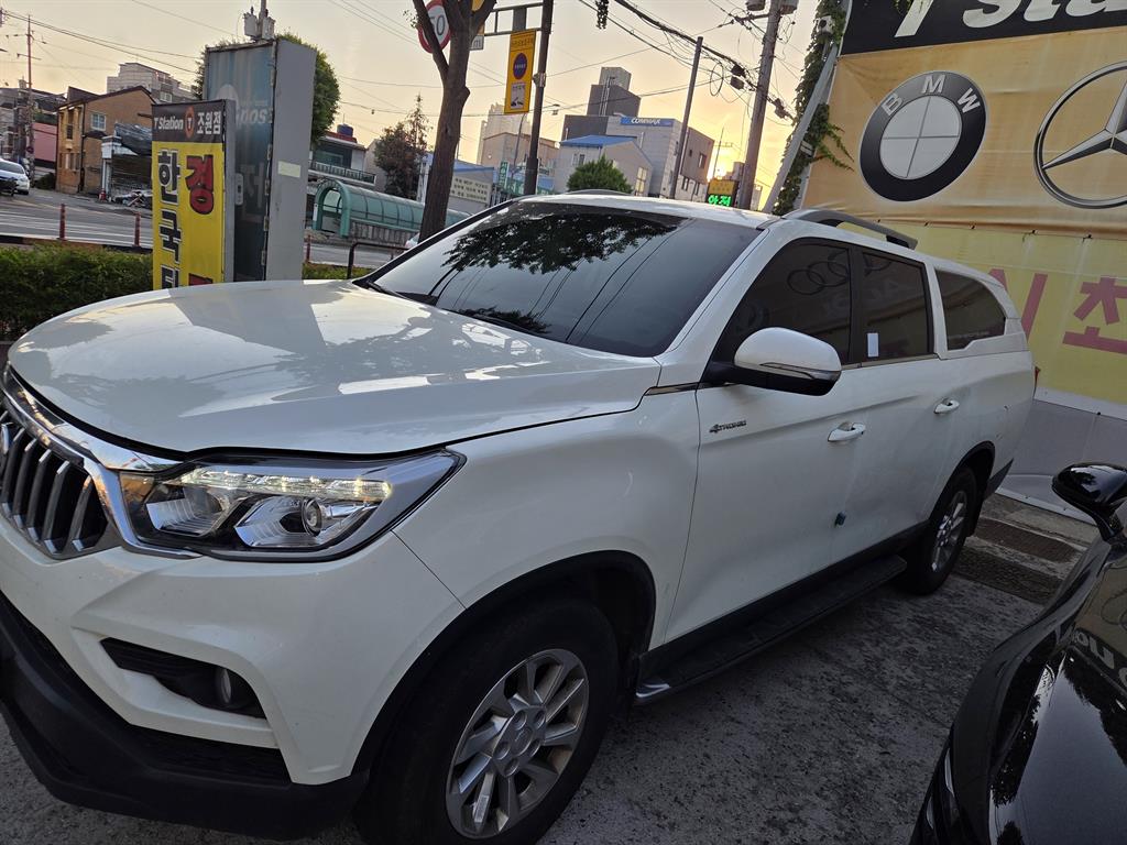 Ssangyong Rexton - Vista 2