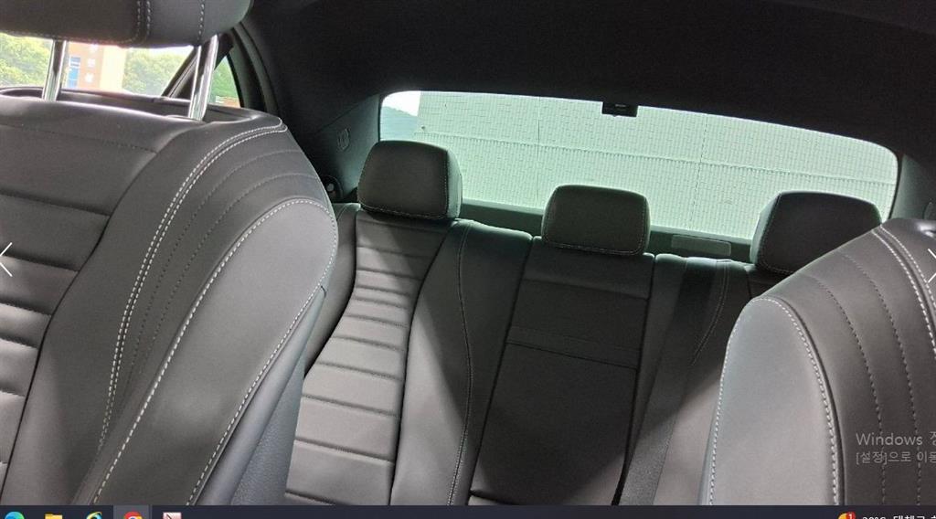 Mercedes Benz E class - Vista 12