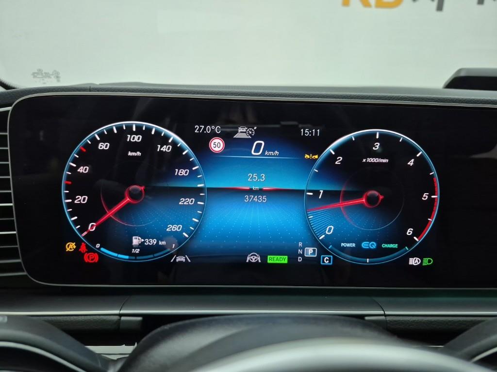 Mercedes Benz GLE Class - Vista 9