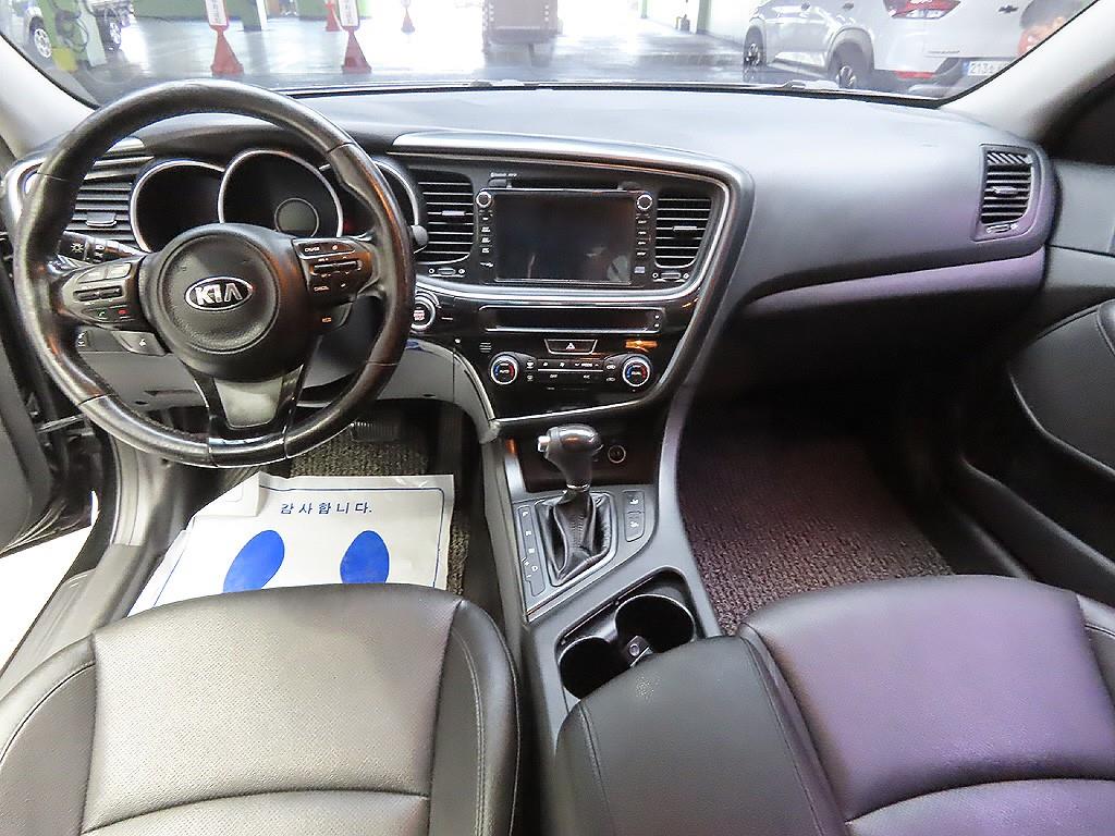 KIA K5 - Vista 10