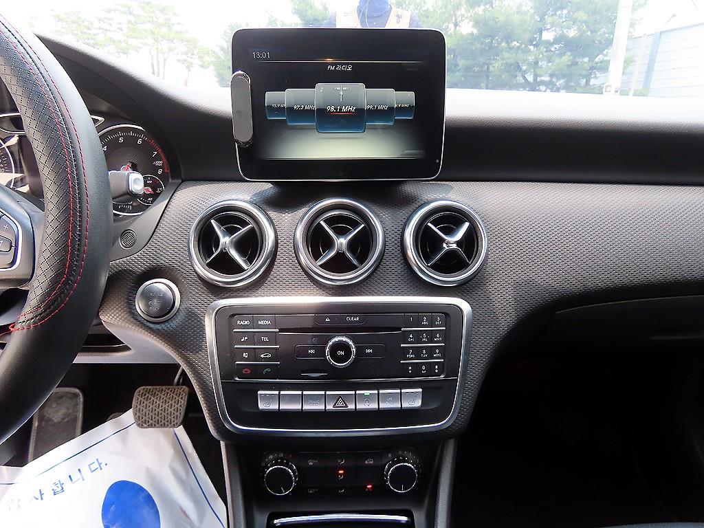 Mercedes Benz A Class 2017 - Importación desde Corea - HF Imports Iquique - Foto 14