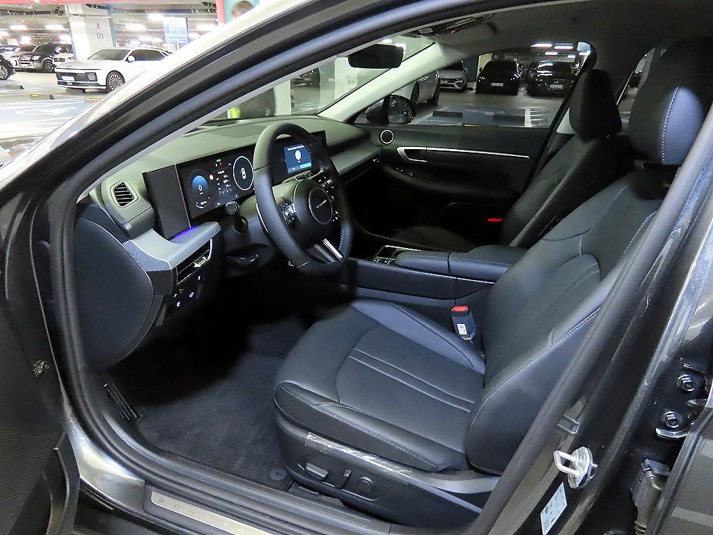 HYUNDAI Sonata - Vista 8