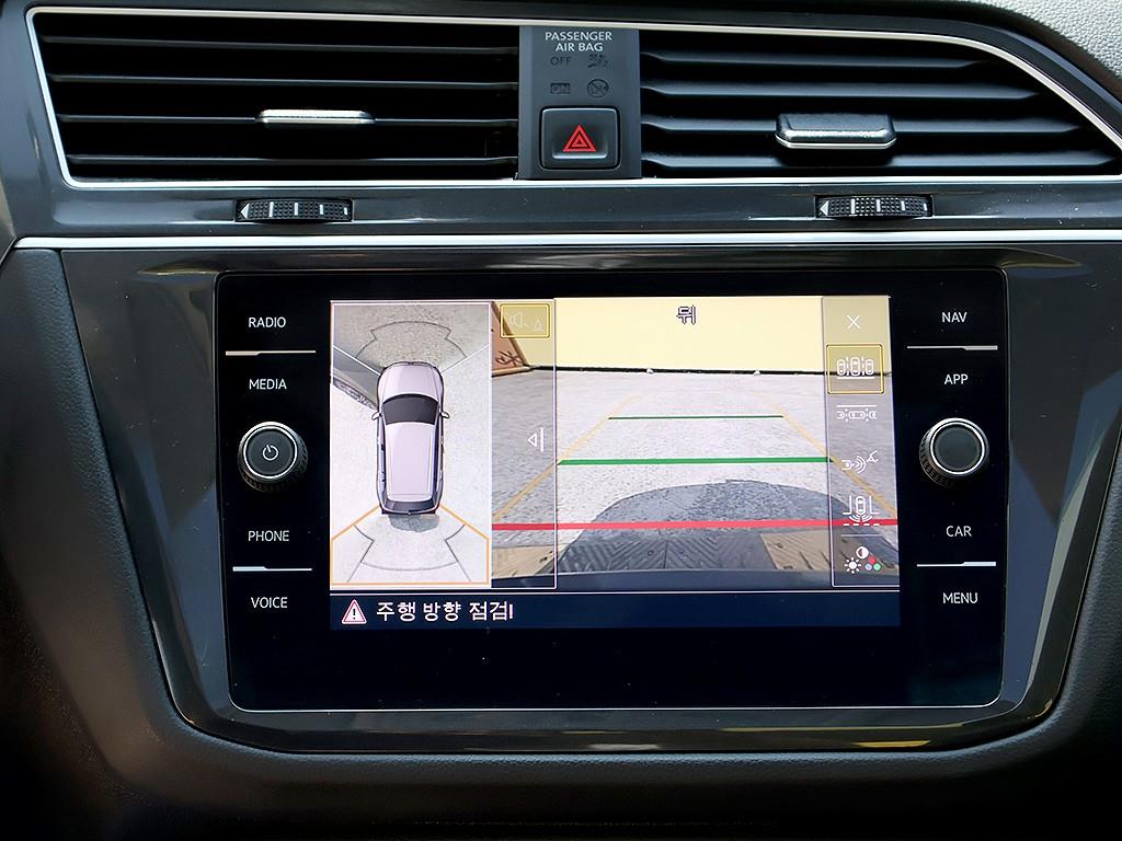 Volkswagen Tiguan - Vista 11