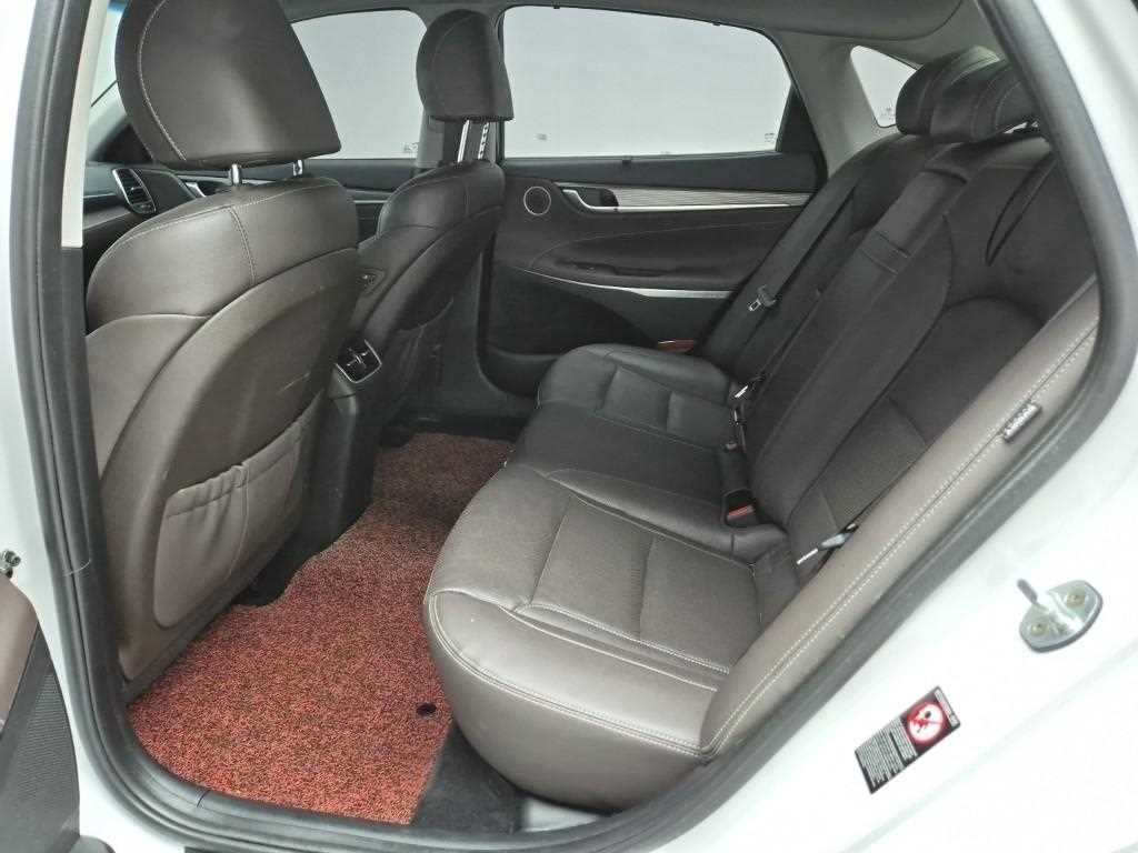 HYUNDAI Grandeur 2018 Blanco - Importación desde Corea - HF Imports Iquique - Foto 14
