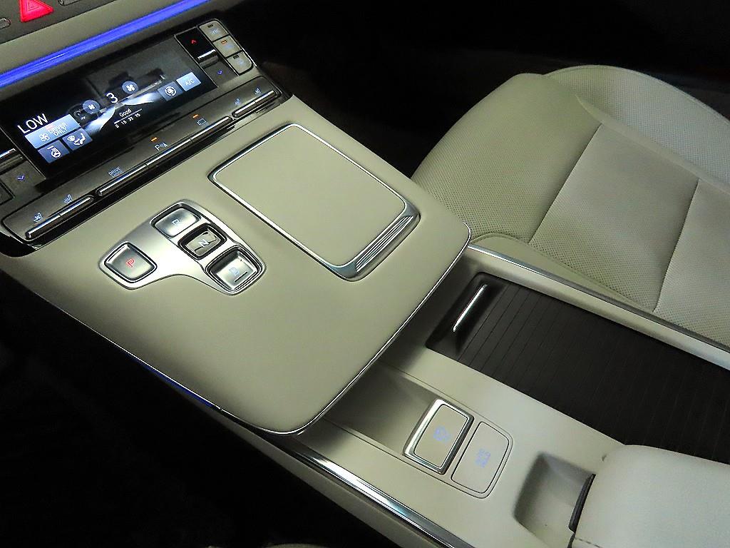 HYUNDAI Grandeur 2022 Blanco - Importación desde Corea - HF Imports Iquique - Foto 14