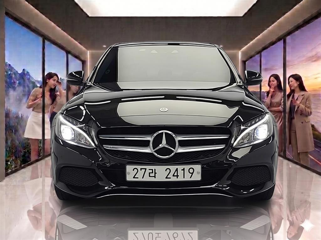 Mercedes Benz C Class 2018 Negro - Importación desde Corea - HF Imports Iquique - Foto 1
