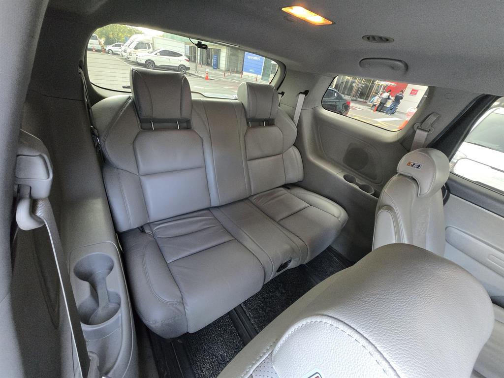 KIA Carnival 2018 Blanco - Importación desde Corea - HF Imports Iquique - Foto 18