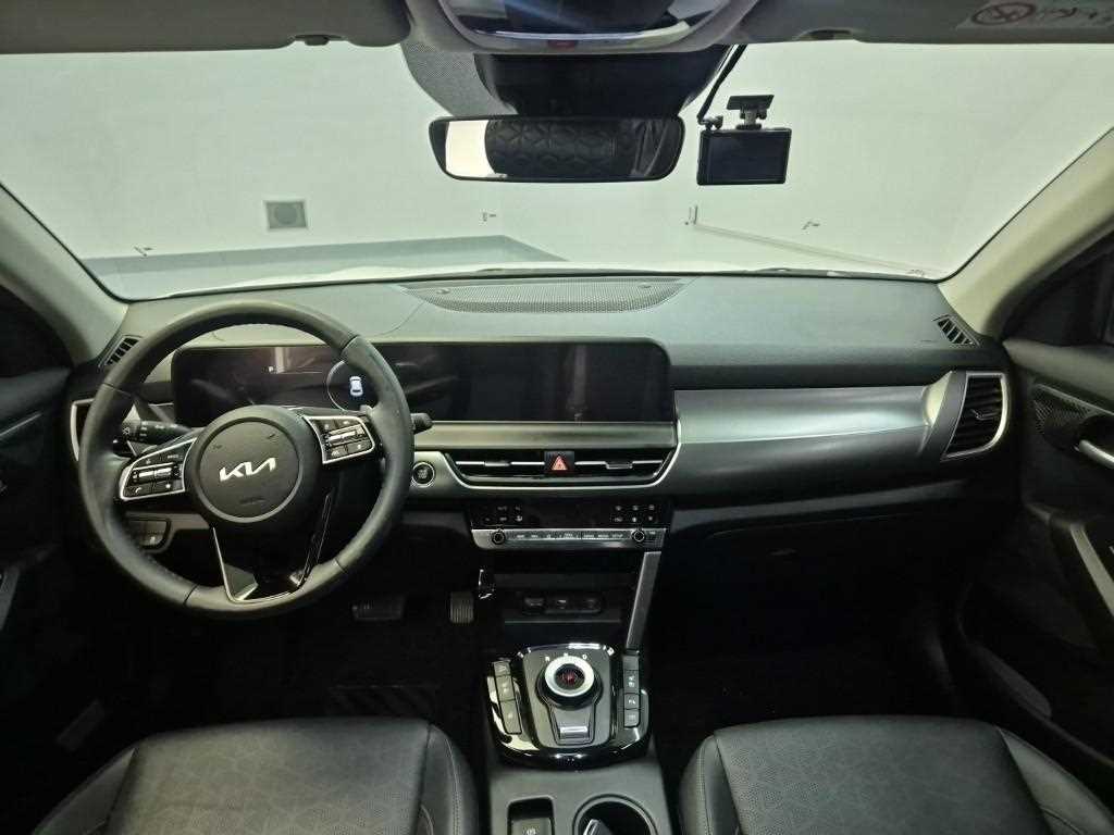 KIA Seltos - Vista 9
