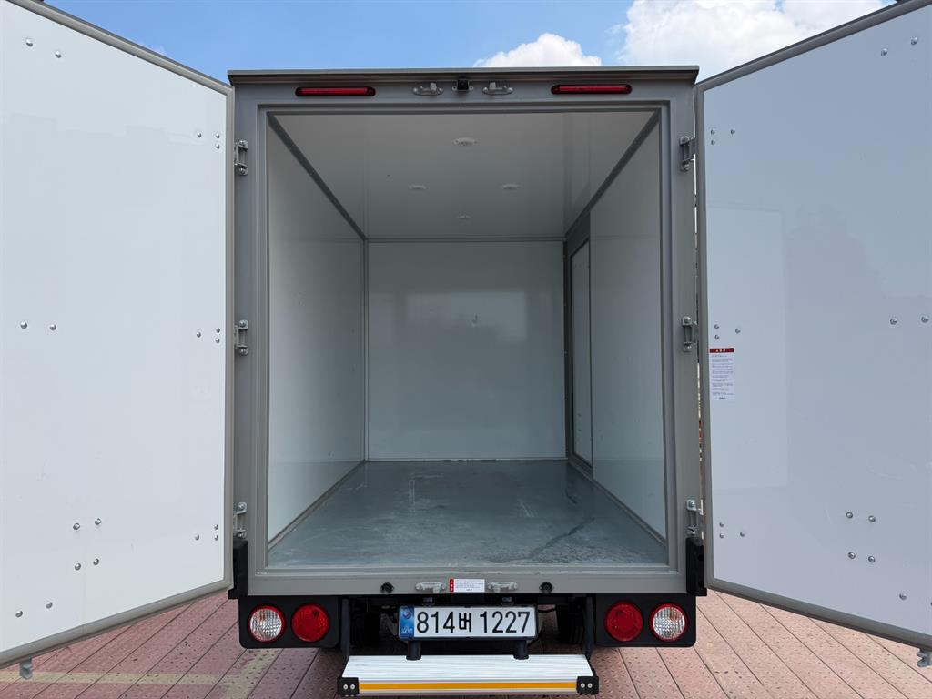 Small Truck Normal Box(High Deck) - Vista 8