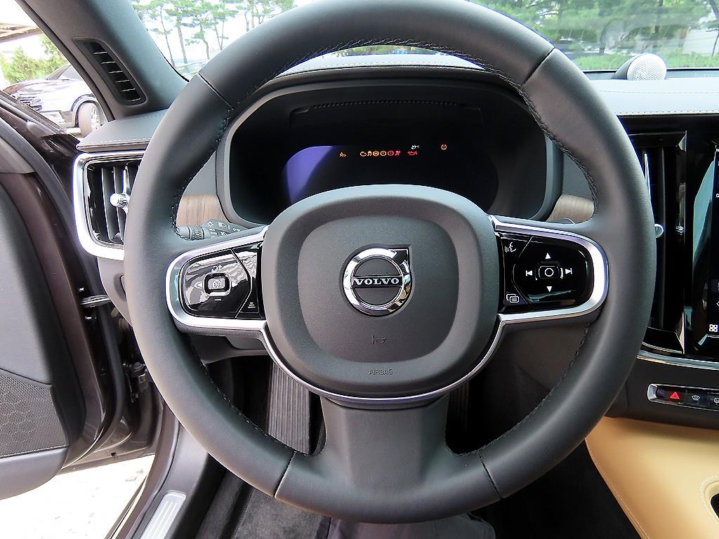 Volvo S90 - Vista 10